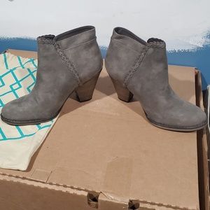 mia kori braided boot